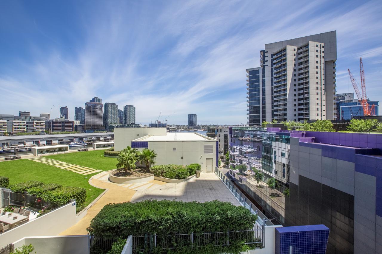 Apartments Melbourne Domain - New Quay Docklands 외부 사진